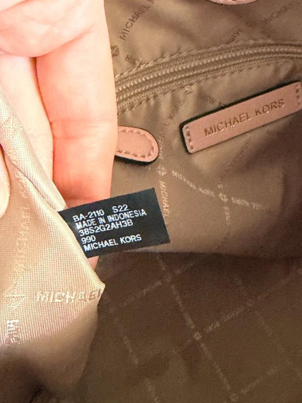 Michael Kors Signature Large Tote Bag Pink & Vanilla - Picture 4 of 15